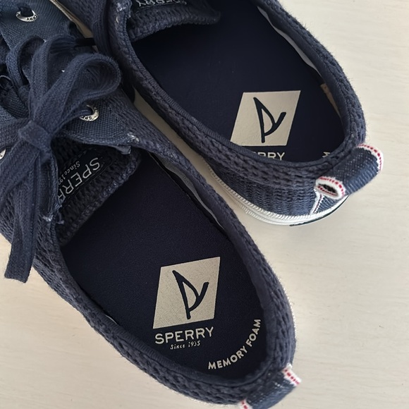 Sperry Navy Mesh Sneakers. Size 6.5 - Picture 5 of 10